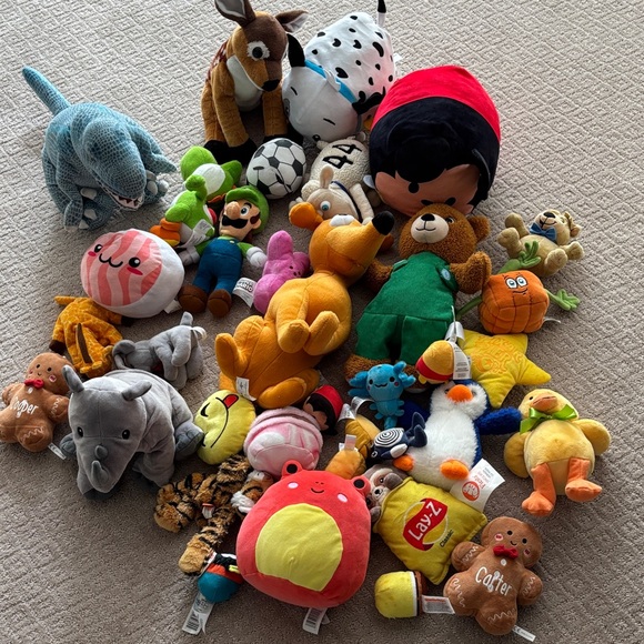 Colorful Plush Toy Lot - Picture 1 of 1